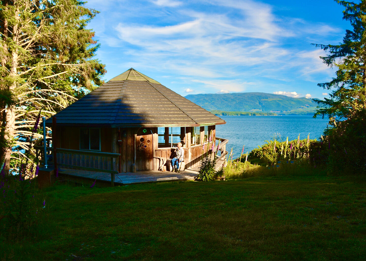 Meynell Point Cottage 
